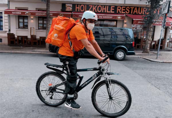 Afghan minister, pizza delivery boy, Germany