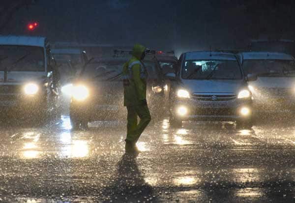 maharastra, mumbai, heavy rain, landslide