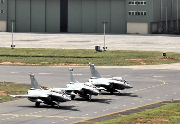 French Rafale fighter jets landed at Sulur, Coimbatore  Dinamalar