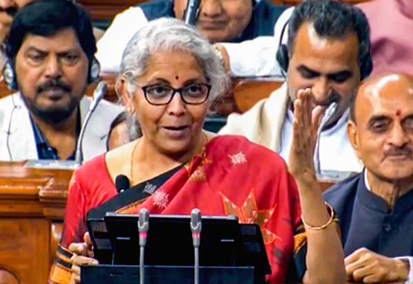 Nirmala Sitharaman Delivers Her Shortest Budget Speech At 87 Minutesஒவ்வொரு ஆண்டும் எவ்வளவு நேரம் பட்ஜெட் உரையாற்றினார் நிர்மலா