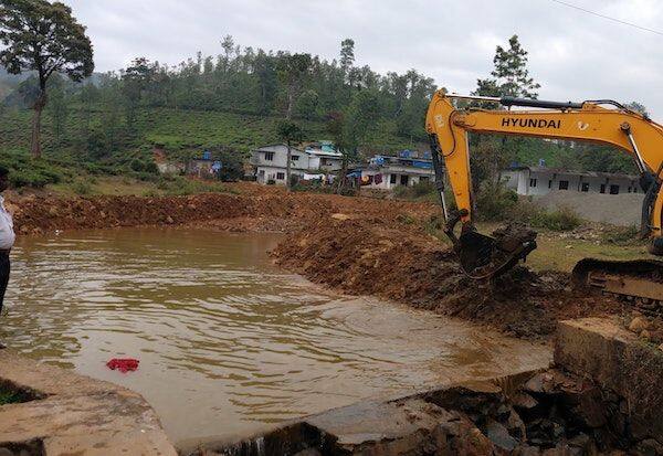 3.5 km Durwari rehabilitation work on Dewala river  தேவாலா ஆற்றில் 3.5 கி.மீ., தூர்வாரி சீரமைக்க பணி