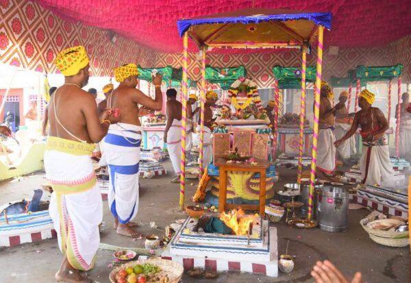 Perumal Temple Kumbabhishek ceremony started at Sulur   சூலுாரில் பெருமாள் கோவில் கும்பாபிஷேக விழா துவங்கியது