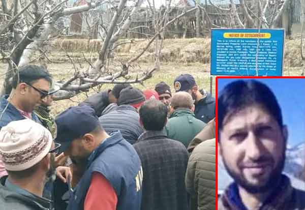 Kashmiri terrorist shot dead in Pakistan  காஷ்மீர் பயங்கரவாதி பாகிஸ்தானில் சுட்டுக்கொலை