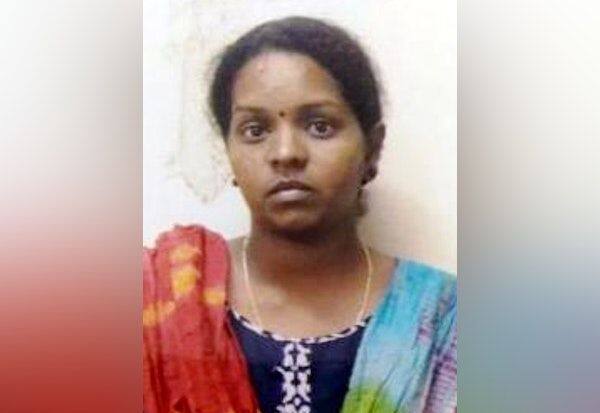 Two people, including a woman who kidnapped a 3-month-old baby girl, were arrested at Madurai railway station   மதுரை ரயில்வே ஸ்டேஷனில் 3 மாத பெண் குழந்தை கடத்தல் 