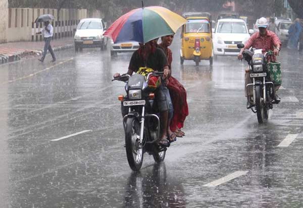 Widespread rain in Madurai   மதுரையில் பரவலாக மழை
