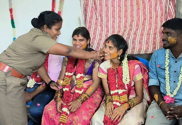 Baby shower for female police officer   பெண் போலீசாருக்கு வளைகாப்பு