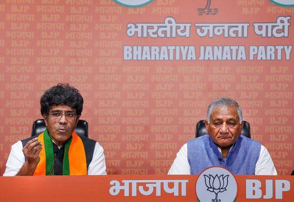 Rajaji Kullu Baran bergabung dengan Partai Bharatiya Janata Rajaji Kullu Baran bergabung dengan Partai Bharatiya Janata
