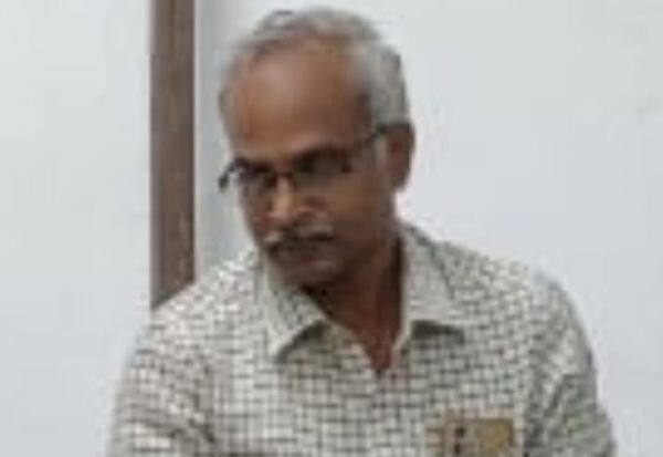  Food safety officer suspended for taking bribe   லஞ்சம் வாங்கிய உணவு  பாதுகாப்பு அதிகாரி 'சஸ்பெண்ட்'