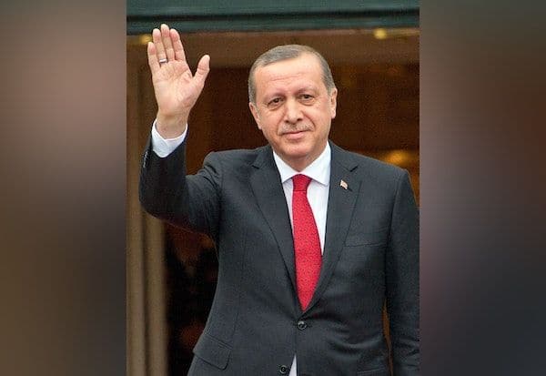 Pencapaian Bersejarah Erdogan dalam Pemilihan Presiden Turki Pencapaian Bersejarah Erdogan dalam Pemilihan Presiden Turki