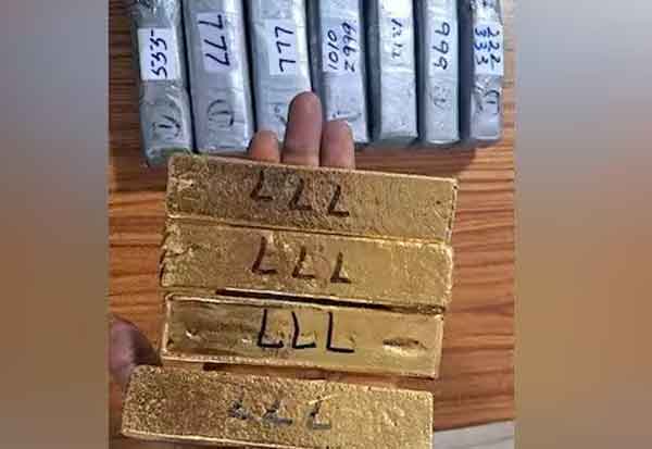 3-day sea search: Rs 20.20 crore gold bars recovered   கடலுக்குள் 3 நாள் தேடுதல் வேட்டை : ரூ.20.20 கோடி தங்கக் கட்டிகள் மீட்பு