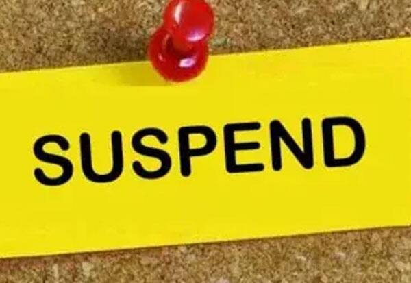 Police suspend for failing to stop liquor sale  சாராய விற்பனையை தடுக்க தவறிய போலீஸ் ஏட்டு 'சஸ்பெண்ட்'