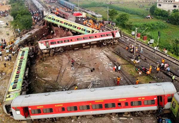 793 people who were injured in the train accident were discharged    ரயில் விபத்தில் காயம் அடைந்தவர்களில் 793 பேர் டிஸ்சார்ஜ்