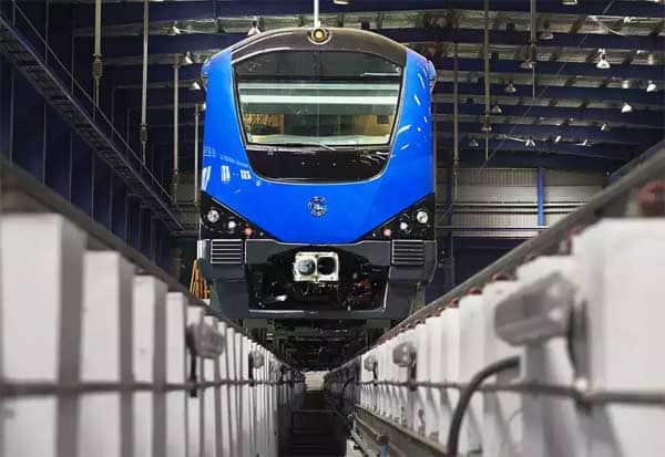 Chennai-Bangalore Express Rail: Southern Railway Project  சென்னை- பெங்களூ விரைவு ரயில்: தென்னக ரயில்வே திட்டம்