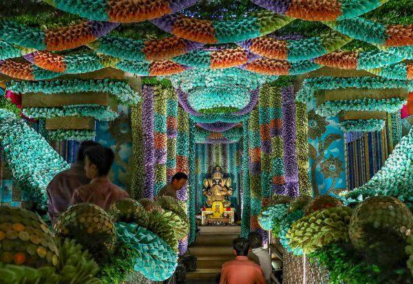 Vinayagar Chaturthi 2023: Ganesha temple decorated with notes worth Rs.2 crore    ரூ.2 கோடி மதிப்புள்ள நோட்டுகளால் அலங்கரிக்கப்பட்ட விநாயகர் கோவில்