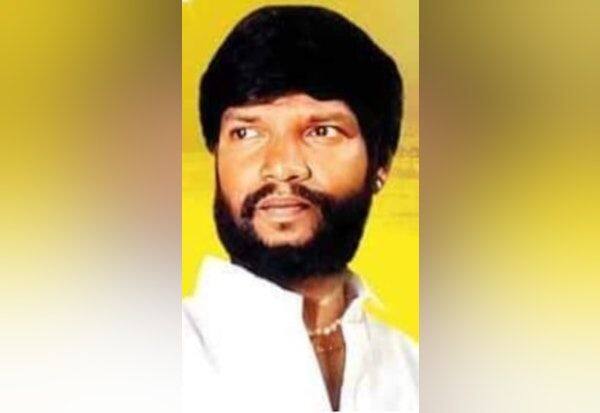  A BJP executive was hacked to death near Chennai    சென்னை அருகே பயங்கரம்: பா.ஜ., நிர்வாகி வெட்டிக்கொலை