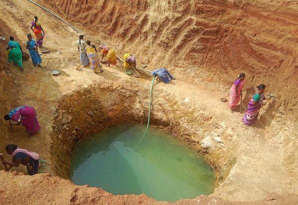  The farmers are wondering whether the plan to give a hand to dig wells will come with additional allocation    எதிர்பார்ப்பு கிணறு தோண்ட கை கொடுக்கும் திட்டம்  கூடுதல் ஒதுக்கீடு வருமா என விவசாயிகள்
