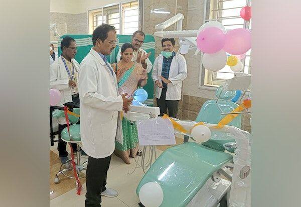  Sensor powered dental chair introduced at Virudhunagar Government Hospital    சென்சாரால் இயங்கும் பல் சிகிச்சை நாற்காலி விருதுநகர் அரசு மருத்துவமனையில் அறிமுகம்