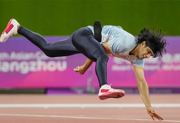 ஆசிய விளையாட்டு: ஈட்டி எறிதலில் நீரஜ் சோப்ரா, 4*400 மீ., ஓட்டத்தில் தங்கம்: மொத்த தங்கம் 18: மொத்த பதக்கம் 81
