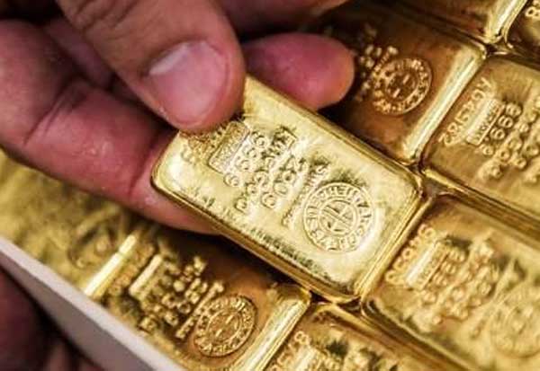   3.5 kg smuggled gold seized   3.5 கிலோ கடத்தல் தங்கம் பறிமுதல்