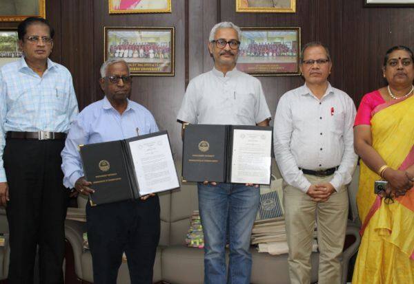  Indian Institute of Public Administration MoU with Puducherry University    புதுச்சேரி பல்கலைக்கழகத்துடன் இந்திய பொது நிர்வாக நிறுவனம் ஒப்பந்தம்