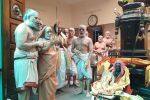  பெங்களூரு துவாரகா மடாதிபதி காஞ்சி சங்கரமடத்தில் வழிபாடு