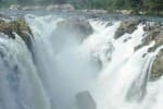 ஒகேனக்கல்: காவிரி ஆற்றில் நீர்வரத்து 25 ஆயிரம் கன அடியாக அதிகரிப்பு 